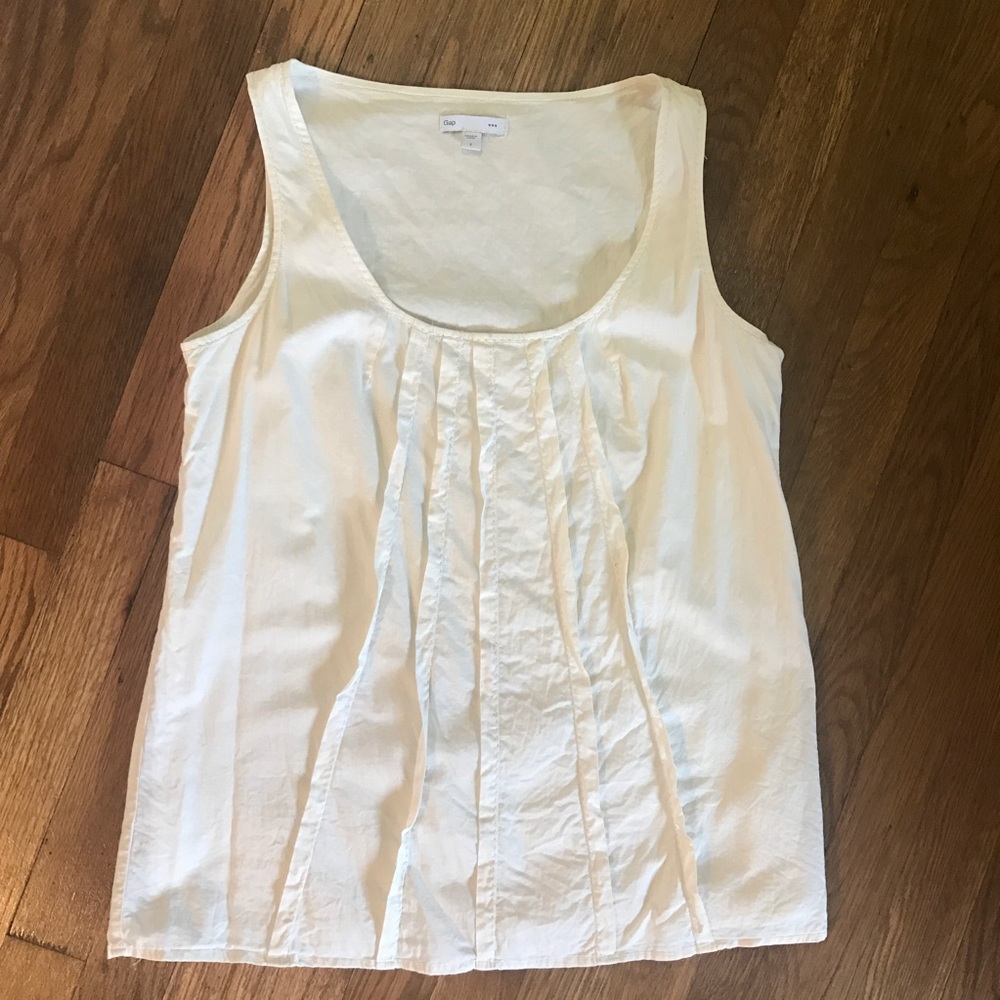 GAP Ivory Sleeveless Top